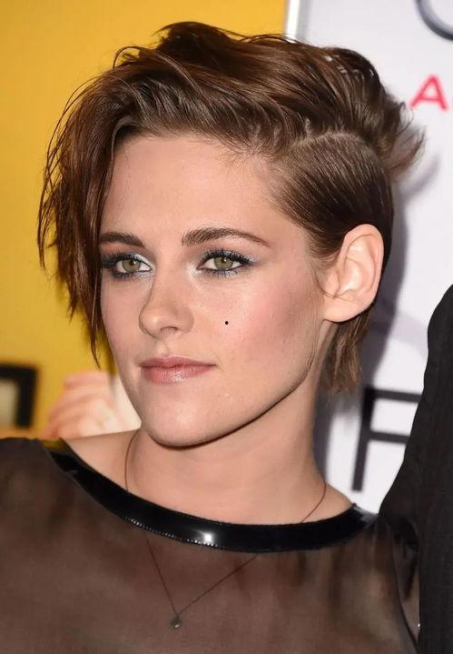 欧美明星出柜蕾丝,蕾丝背后的勇敢与自我认同