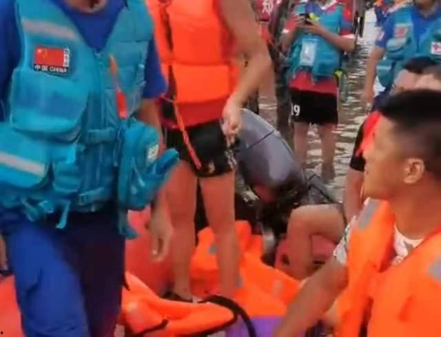 网红偷走救援船怎么判,法律判决揭秘